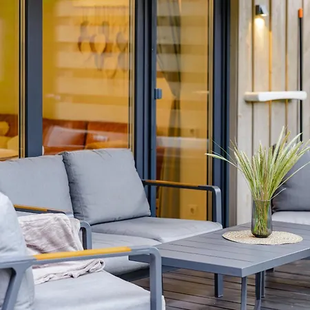 Pajurio Namelis Family House Su Baseinu Дом отдыха